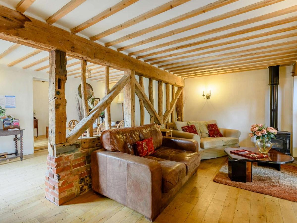 16Th Century Cartlodge With Private Hot Tub Diss Exteriör bild